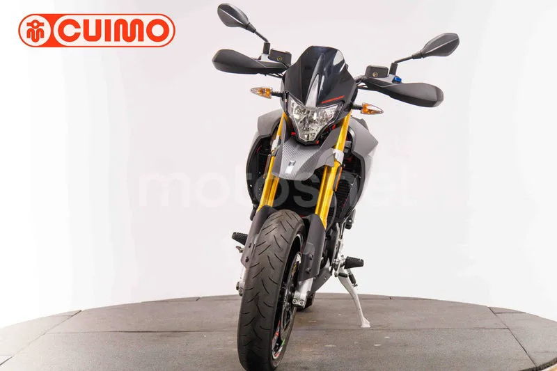 Aprilia Dorsoduro 900 – Vista 10