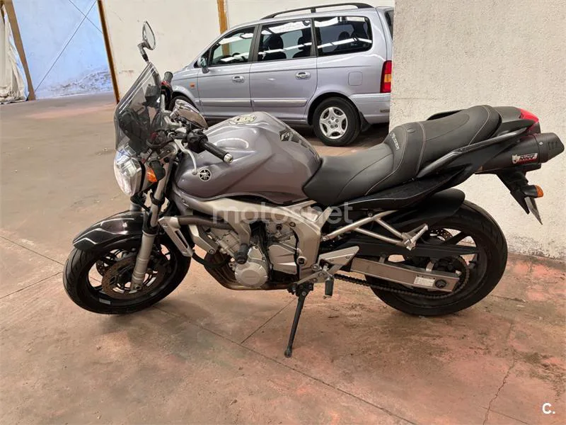Yamaha FZ6 3400 € 2005 Salamanca - 2