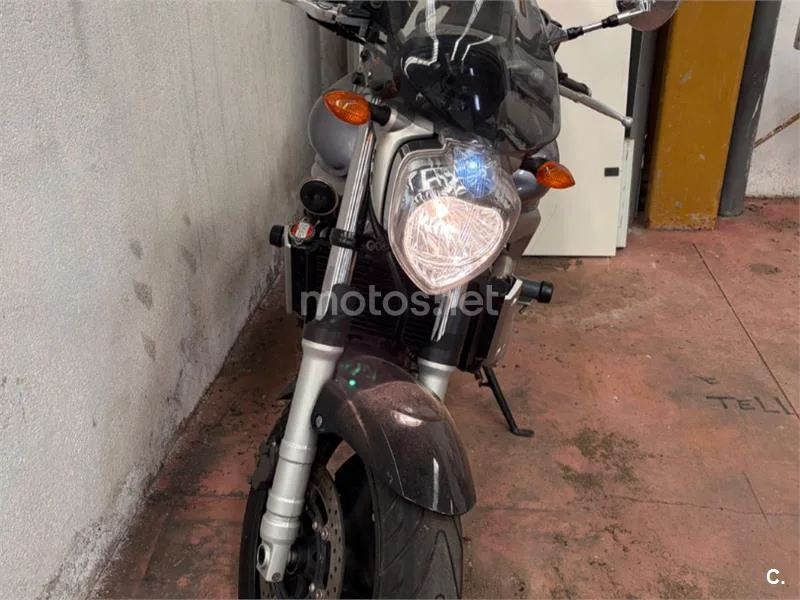 Yamaha FZ6 - Vista 7
