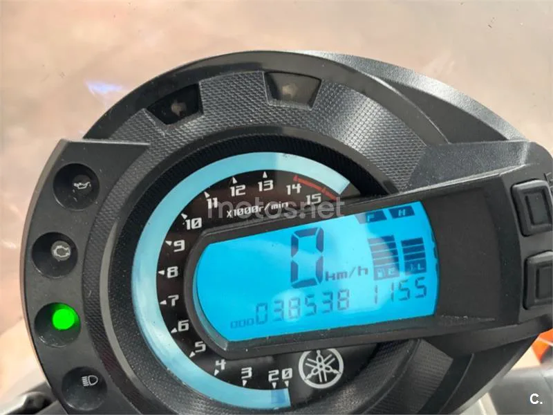 Yamaha FZ6 - Vista 9