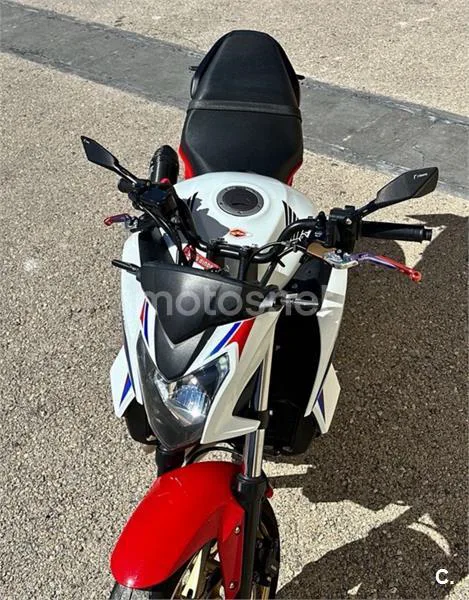 Honda CB650F - Vista 3