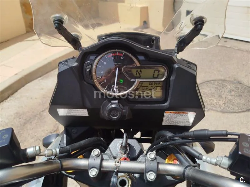 Suzuki V-Strom 1000 - Vista 5