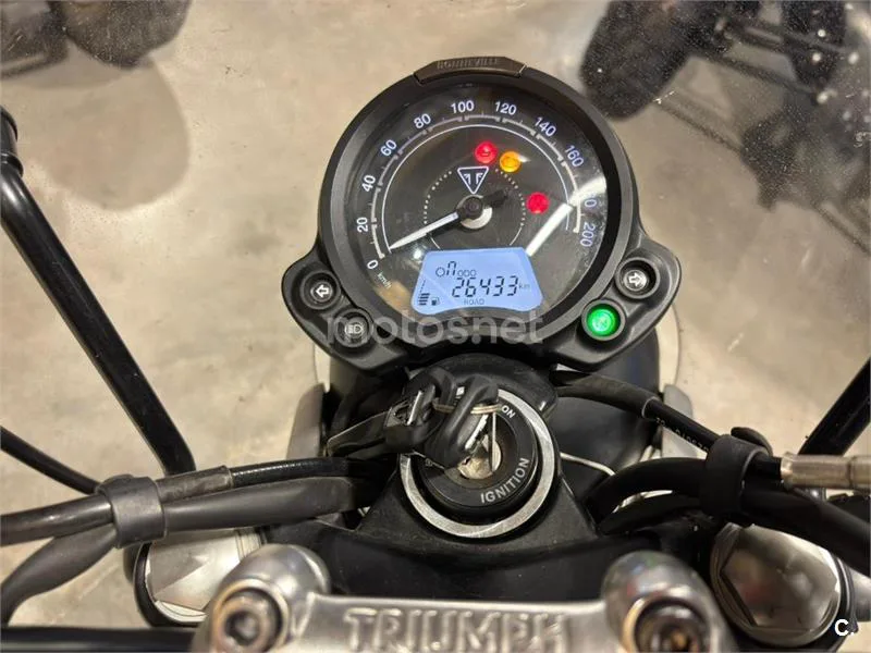 Triumph Speed Twin 900 - Vista 12