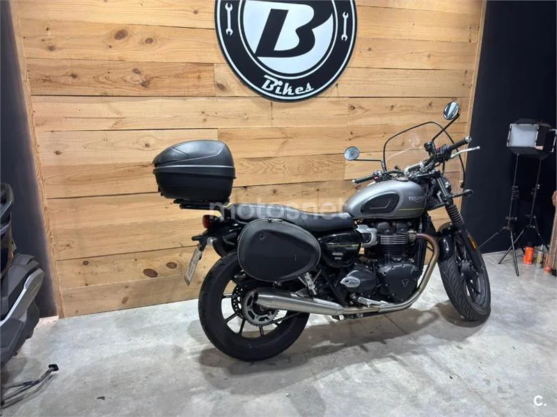 Triumph Speed Twin 900 - Vista 16
