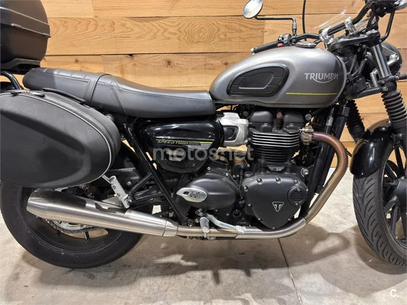 Triumph Speed Twin 900 - Vista 20