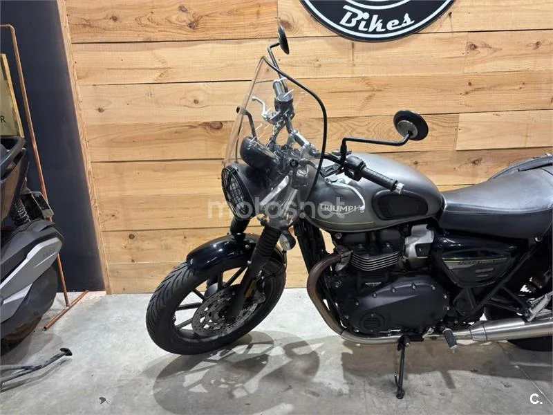 Triumph Speed Twin 900 - Vista 3