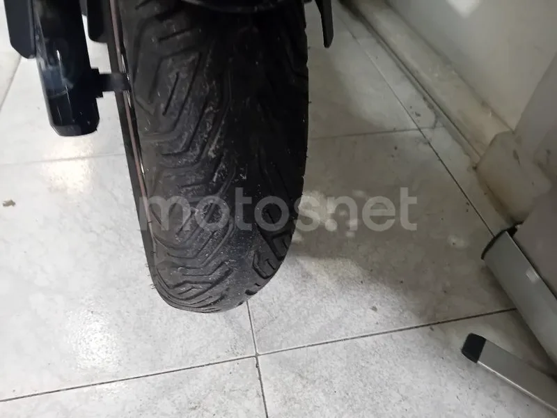 SYM Joymax 125 - Vista 11