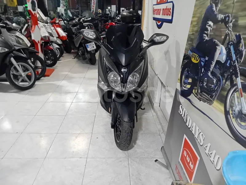 SYM Joymax 125 - Vista 5