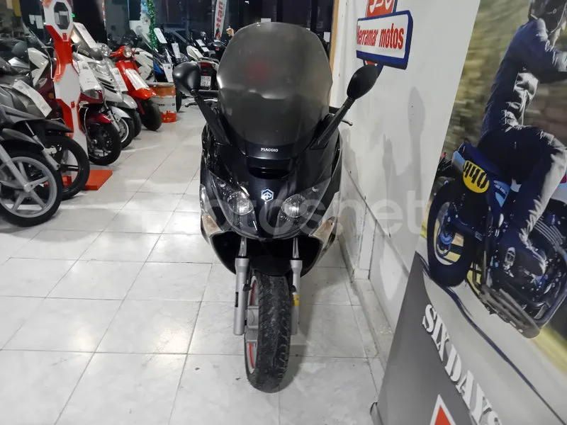 Piaggio XEvo 125 - Vista 5