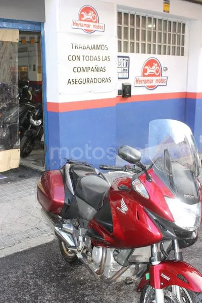 Honda NT700V Deauville - Vista 4