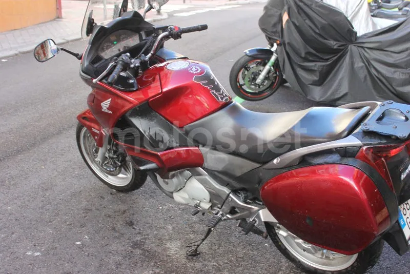 Honda NT700V Deauville - Vista 8