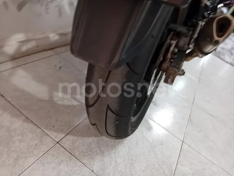 Suzuki V-Strom 250 - Vista 11