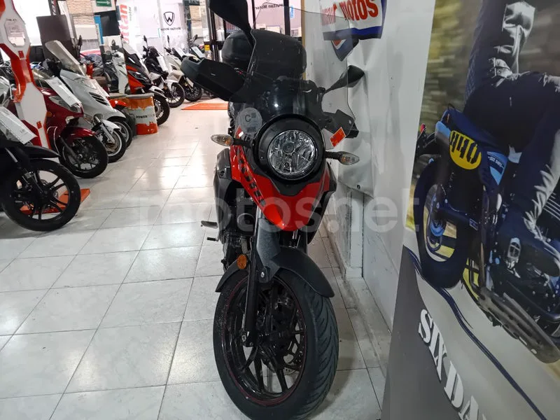 Suzuki V-Strom 250 - Vista 5