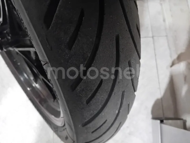 Suzuki V-Strom 250 - Vista 10