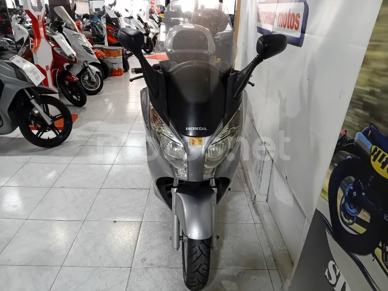 Honda S-Wing 125 - Vista 5