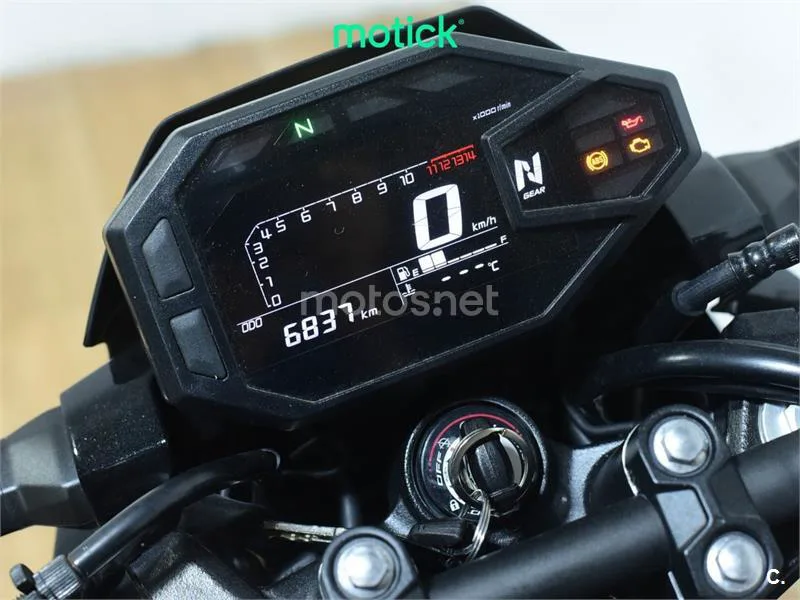 Kawasaki Z500 - Vista 5