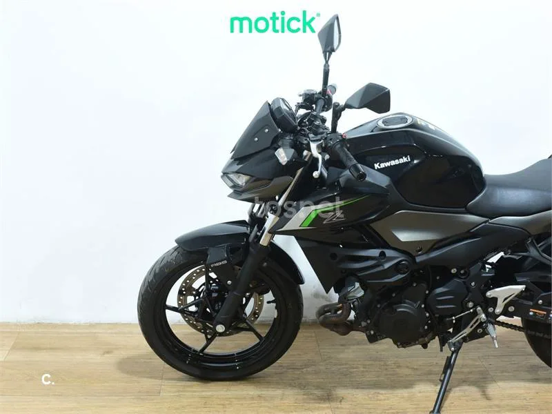 Kawasaki Z500 - Vista 8