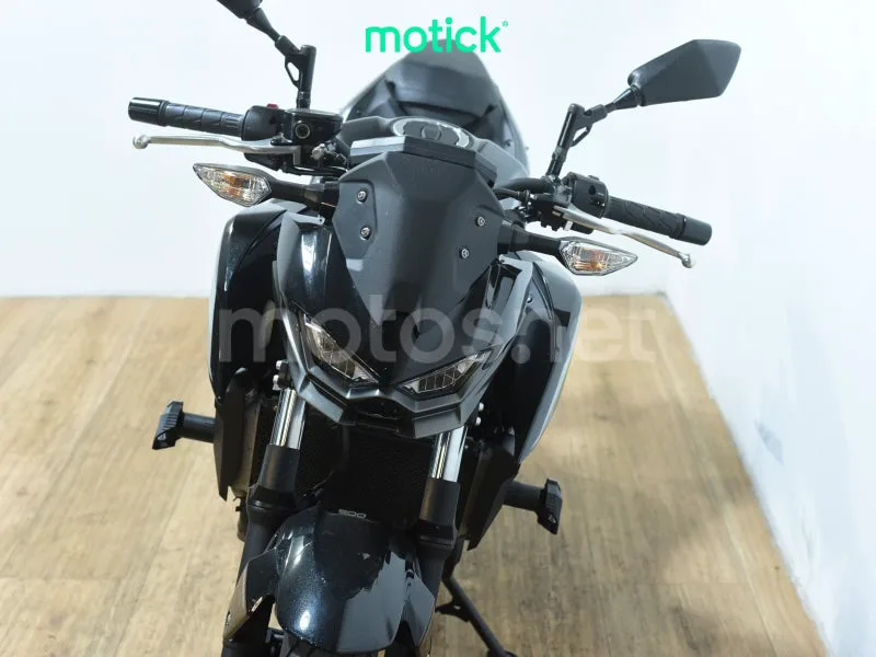 Kawasaki Z500 - Vista 11
