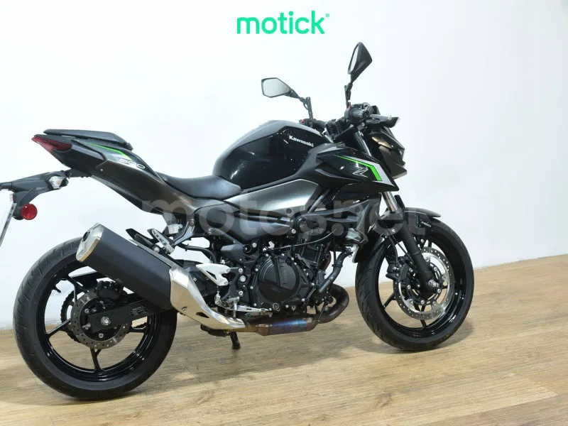 Kawasaki Z500 - Vista 10