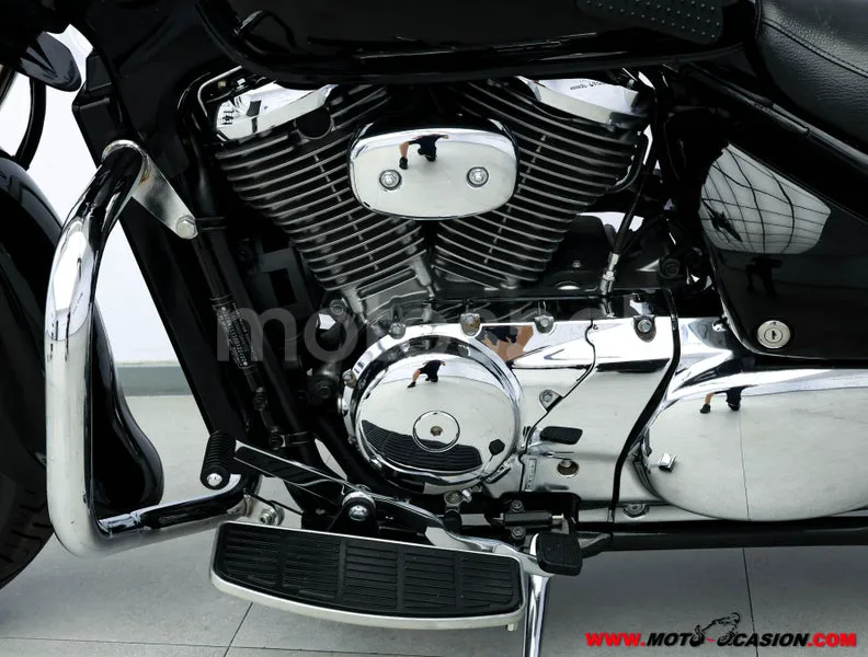 Suzuki Intruder C800 - Vista 9