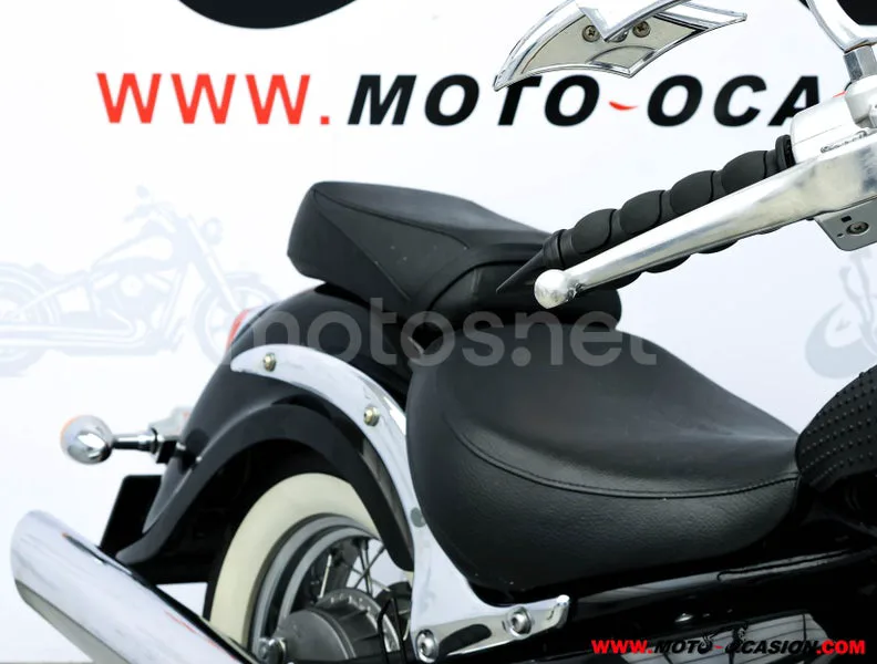 Suzuki Intruder C800 - Vista 10