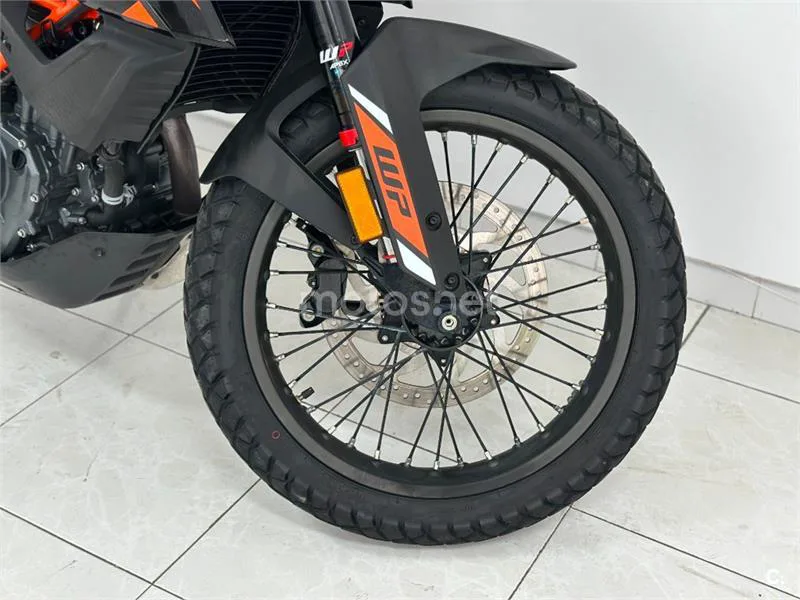 KTM 390 – Vista 15