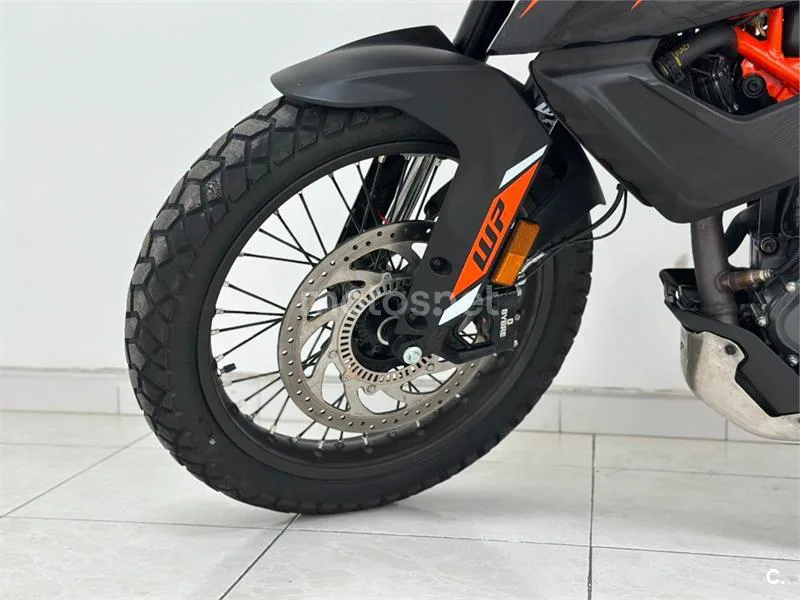 KTM 390 – Vista 16