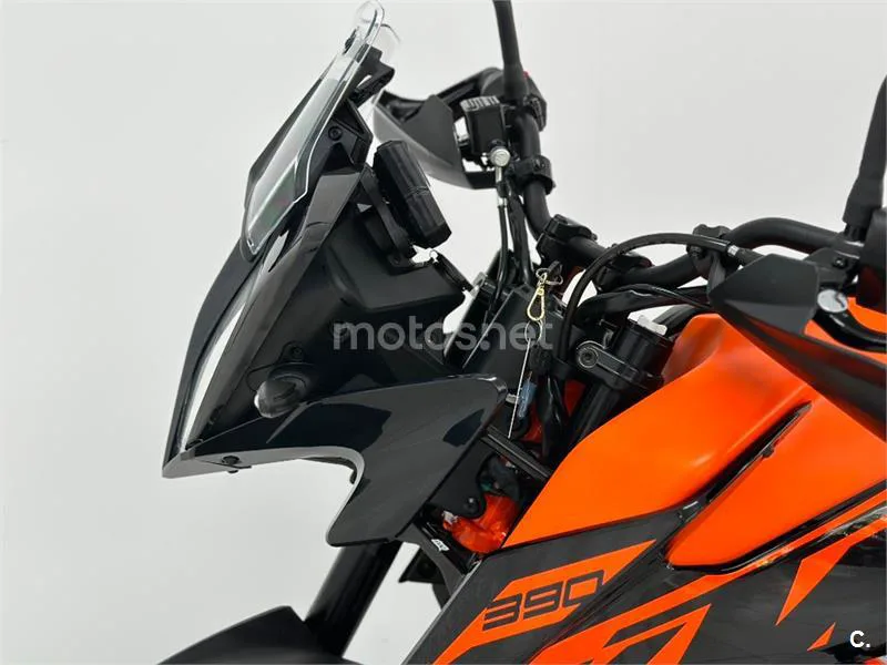 KTM 390 – Vista 17