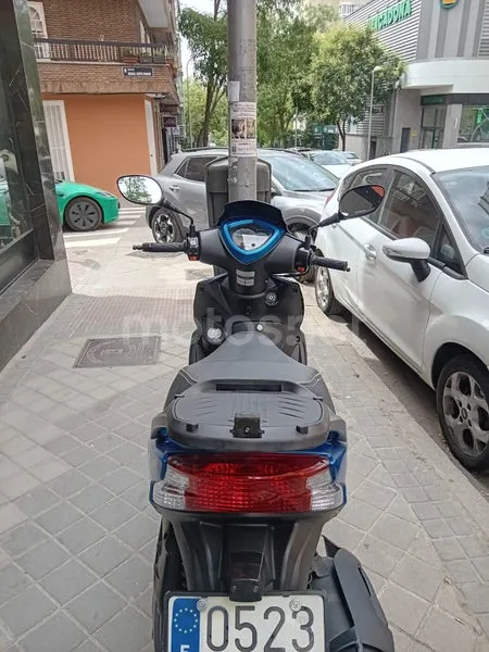Kymco Agility City 125 - Vista 6