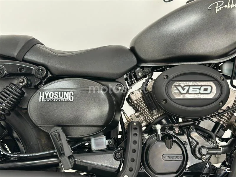 Hyosung Aquila GV 125 S – Vista 11