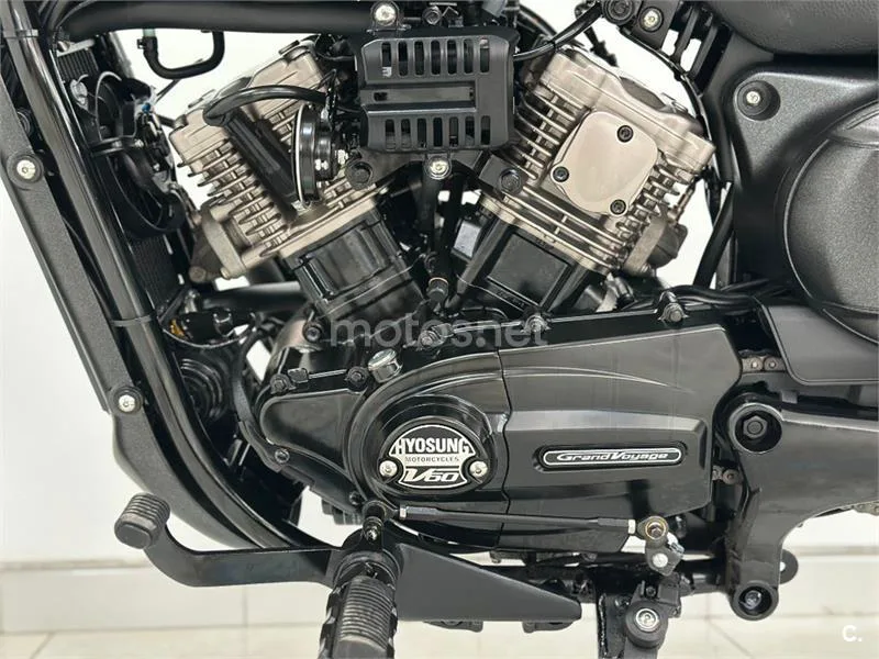 Hyosung Aquila GV 125 S – Vista 19