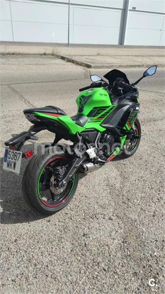 Kawasaki Ninja 650 - Vista 3