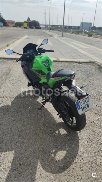 Kawasaki Ninja 650 - Vista 6