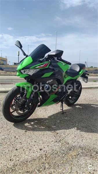 Kawasaki Ninja 650 - Vista 7