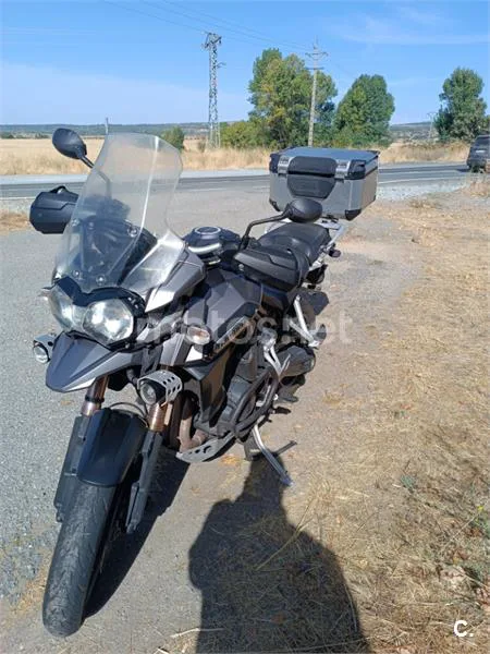 Triumph Tiger Explorer - Vista 4