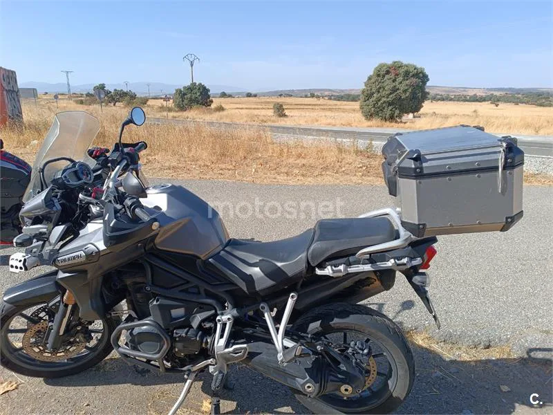 Triumph Tiger Explorer - Vista 6