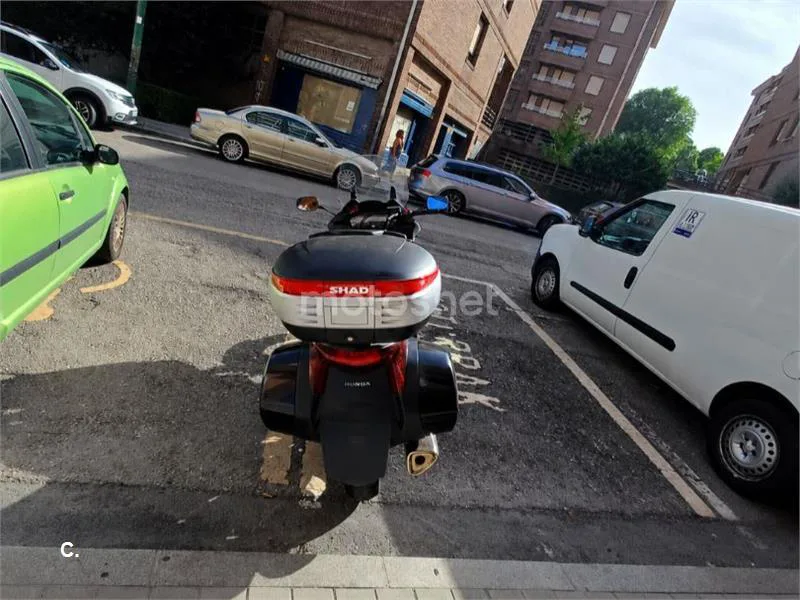 Honda NT700V Deauville - Vista 4