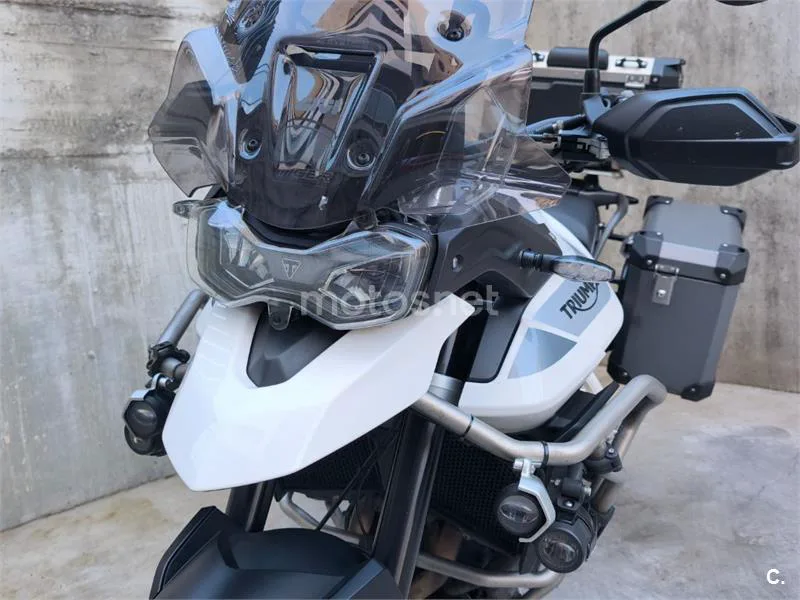 Triumph Tiger 900 - Vista 3
