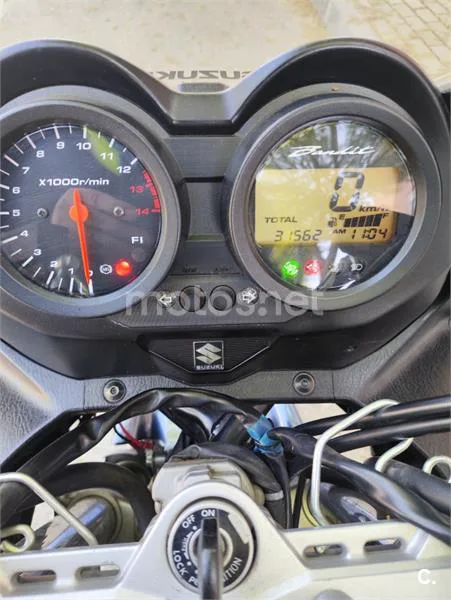 Suzuki Bandit 650S - Vista 3
