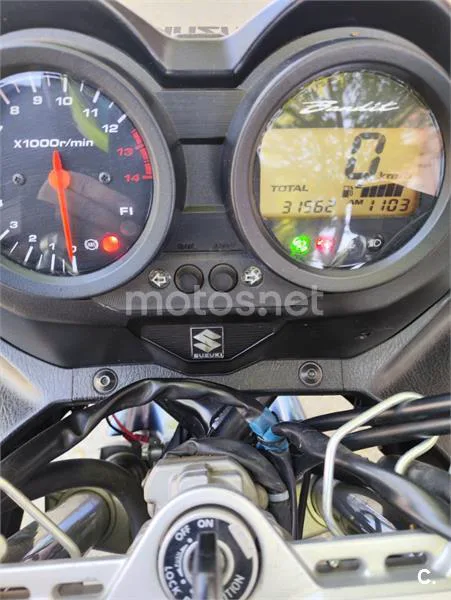 Suzuki Bandit 650S - Vista 4