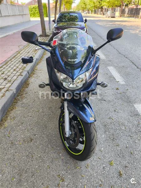 Suzuki Bandit 650S - Vista 8