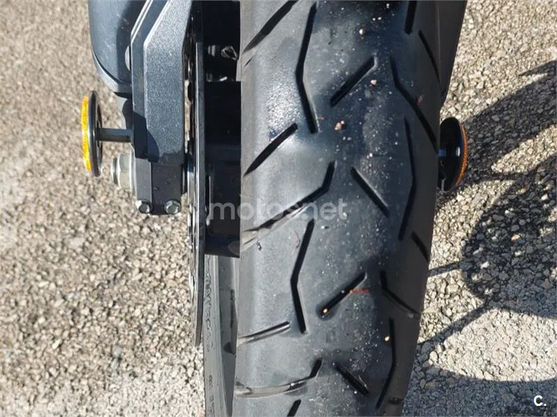 Suzuki V-Strom 1050 - Vista 14