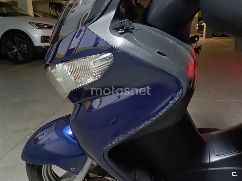 Suzuki Burgman 125 - Vista 3