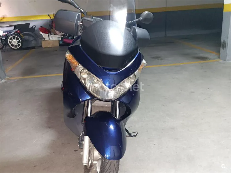 Suzuki Burgman 125 - Vista 8
