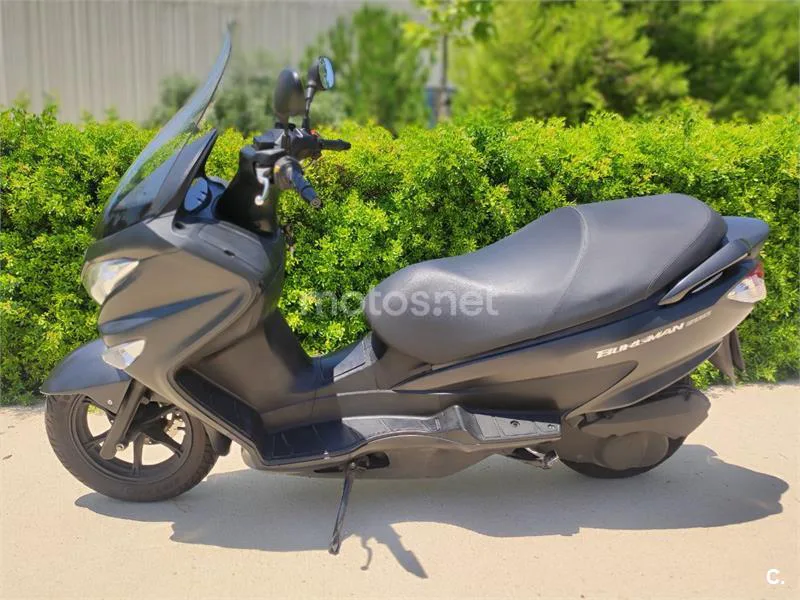 Suzuki Burgman 200 - Vista 6