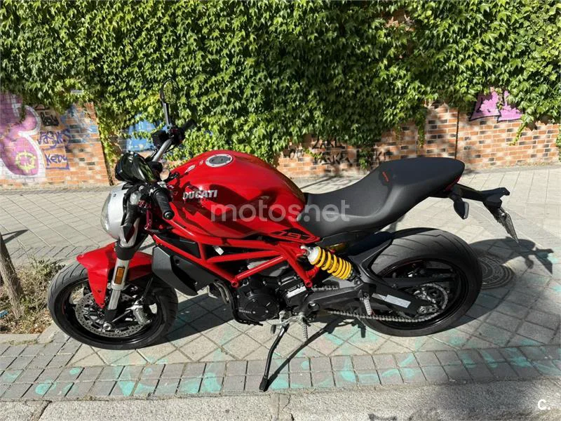 Ducati Monster 797 - Vista 4