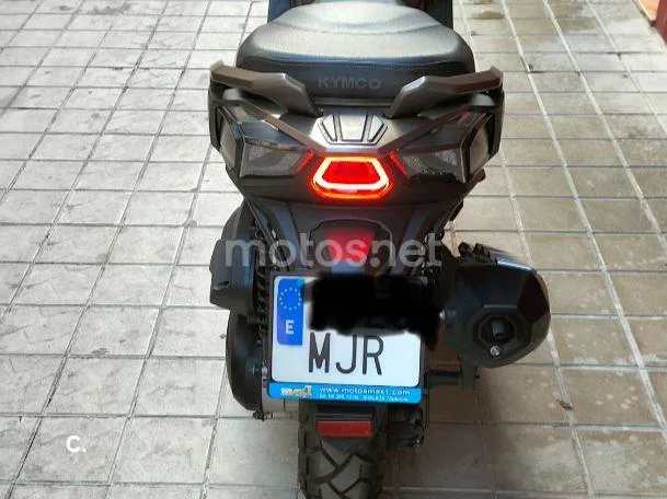 Kymco DTX 125 - Vista 3