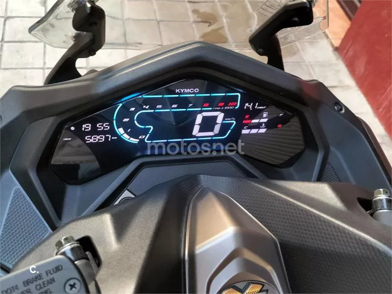 Kymco DTX 125 - Vista 5