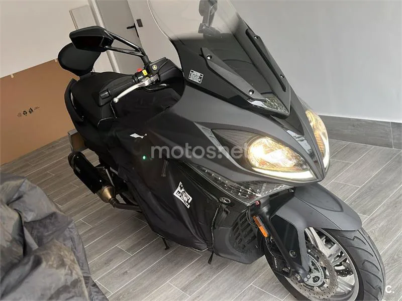 Kymco Xciting 400 2900 € 2017 Valladolid - 1