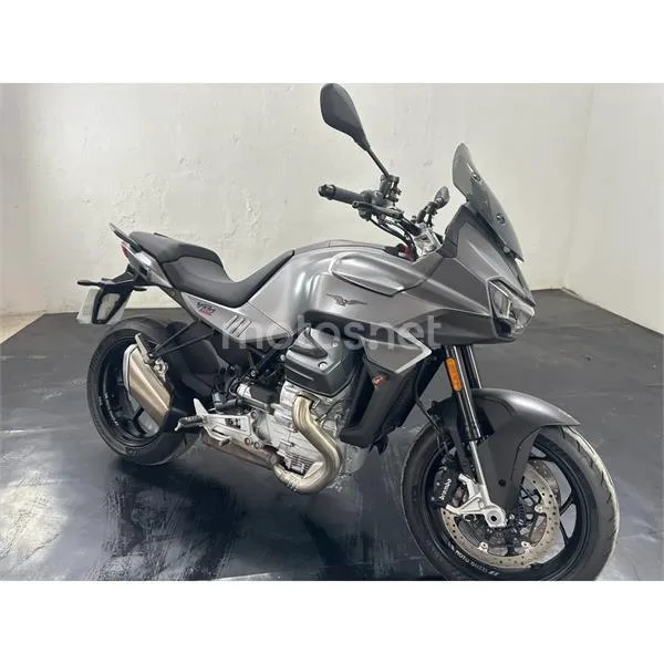 Moto Guzzi V100 Mandello 14.099 € 2025 Sevilla - 1